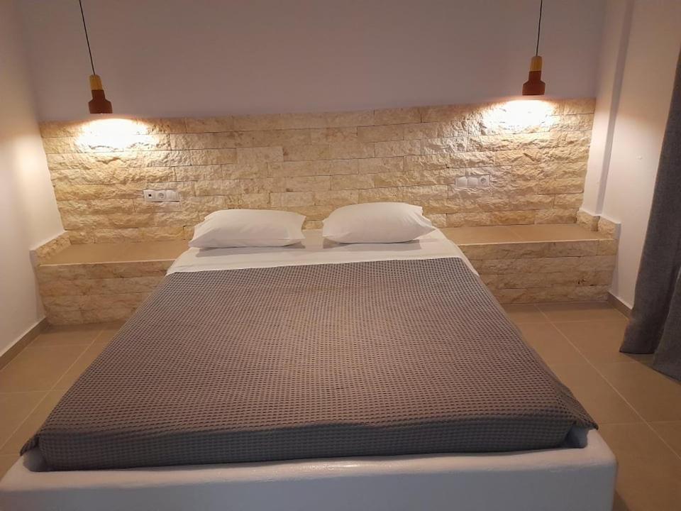 Glaronisia Hotel Pollónia Kültér fotó